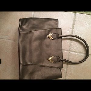 Bronze vegan tote bag